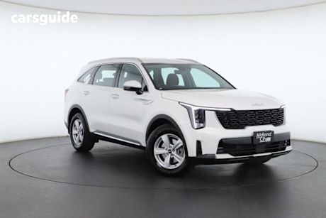 White 2025 Kia Sorento Wagon S 7 Seat