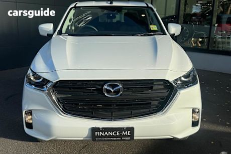 White 2024 Mazda BT-50 Dual Cab Pick-up Xt (4X4)