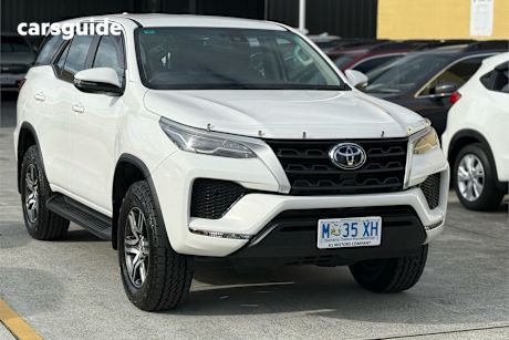 White 2022 Toyota Fortuner Wagon Gx