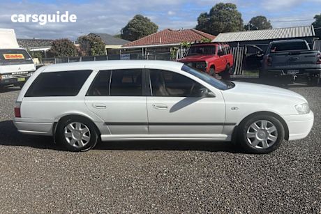 White 2004 Ford Falcon Wagon Xt