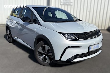 White 2025 BYD Dolphin Hatchback Essential