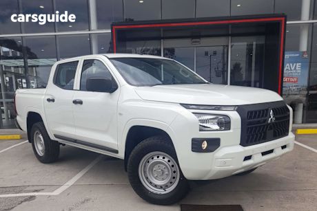 White 2025 Mitsubishi Triton Double Cab Pick Up Glx+ (4X4)