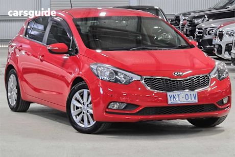 Red 2015 Kia Cerato Hatchback S Premium