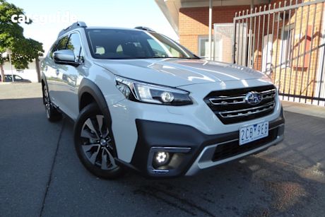 White 2025 Subaru Outback Wagon Awd Touring Xt