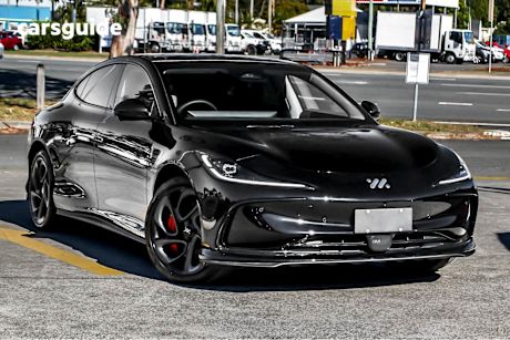 Black 2025 MG Im5 Sedan Performance