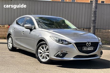 Silver 2015 Mazda 3 Hatchback Maxx