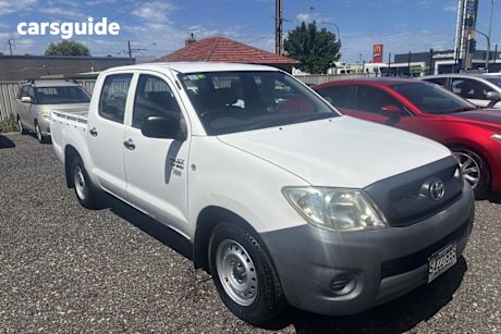 White 2008 Toyota Hilux Dual Cab Pick-up Workmate