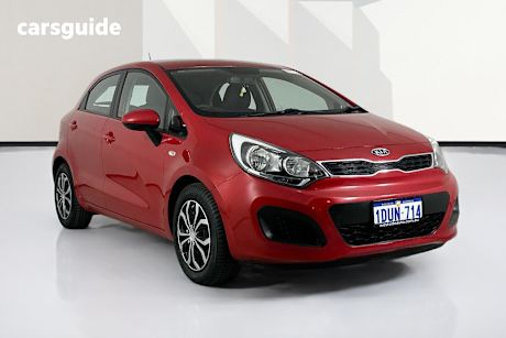 Red 2011 Kia RIO Hatchback S