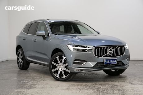 Blue 2017 Volvo XC60 Wagon T5 Inscription