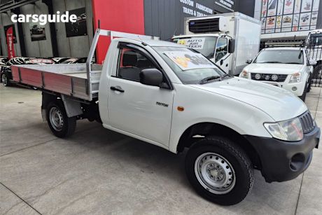 2009 Mitsubishi Triton Cab Chassis Gl