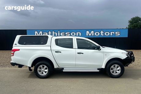 White 2016 Mitsubishi Triton Dual Cab Utility Glx Plus (4X4)