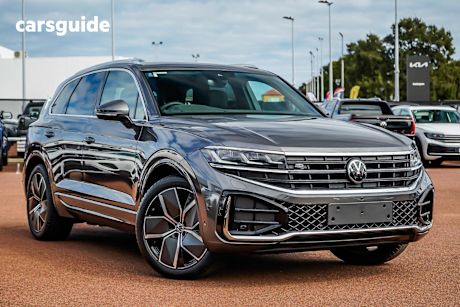 Grey 2025 Volkswagen Touareg Wagon 210Tdi R-Line