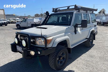 White 2011 Toyota Landcruiser Wagon Gxl (4X4)