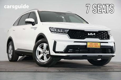 White 2021 Kia Sorento Wagon S 7 Seat