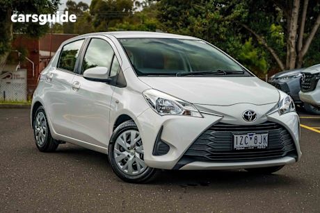 White 2016 Toyota Yaris Hatchback Ascent