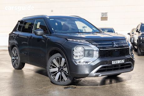 Grey 2025 Mitsubishi Outlander Wagon Exceed Tourer 5 Seat (Awd)