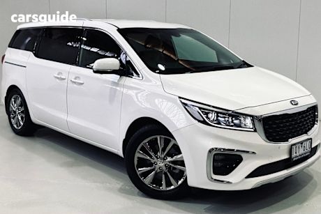 White 2019 Kia Carnival Wagon Platinum