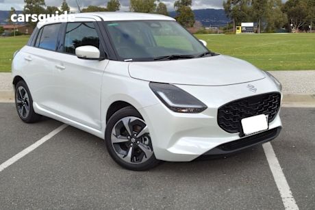 White 2025 Suzuki Swift Hatchback Hybrid Glx