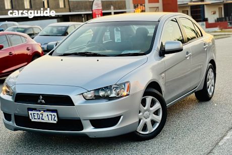 Silver 2012 Mitsubishi Lancer Sedan Es
