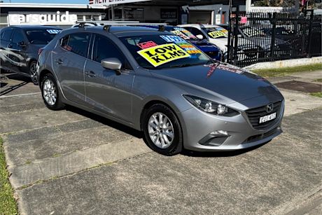 Silver 2014 Mazda 3 Hatchback Maxx