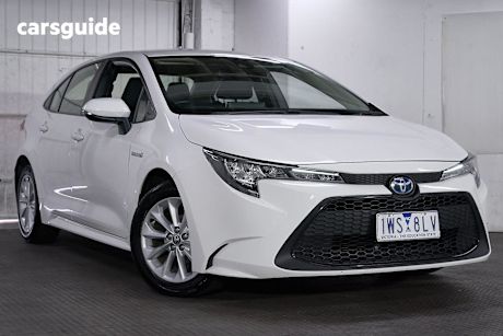 White 2022 Toyota Corolla Sedan Sx Hybrid