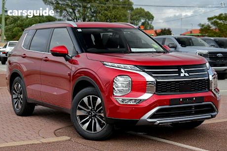 Red 2025 Mitsubishi Outlander Wagon Ls 7 Seat (2Wd)