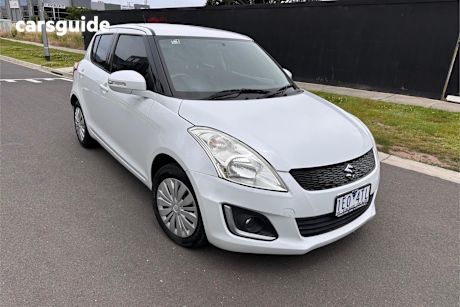 White 2015 Suzuki Swift Hatchback Gl Navigator