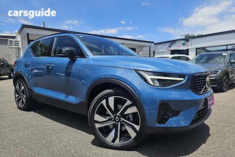 Blue 2023 Volvo XC40 Wagon Ultimate B5 Dark Mhev