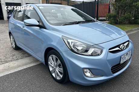 Blue 2011 Hyundai Accent Hatchback Premium