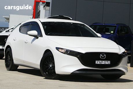White 2021 Mazda 3 Hatchback G20 Pure