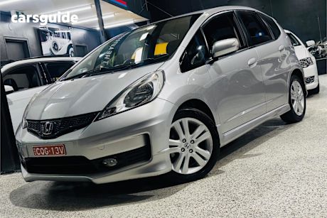 Silver 2014 Honda Jazz Hatchback Vibe-S