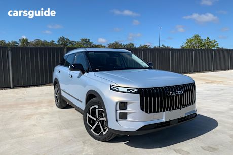 Silver 2025 Jaecoo J7 Wagon Track