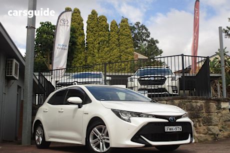 White 2020 Toyota Corolla Hatchback Ascent Sport Hybrid