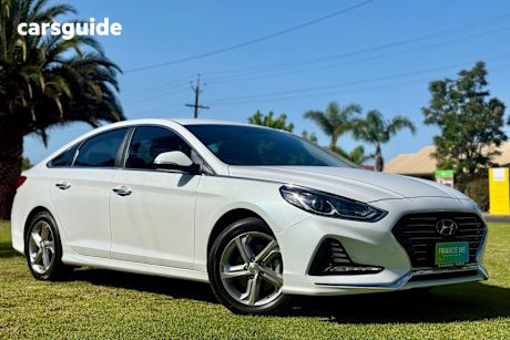 White 2017 Hyundai Sonata Sedan Active