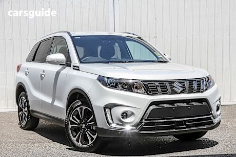 White 2024 Suzuki Vitara Wagon Turbo Allgrip