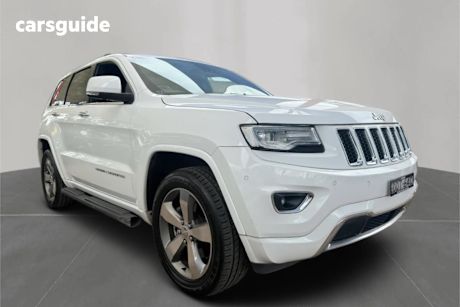 White 2015 Jeep Grand Cherokee Wagon Overland (4X4)
