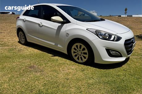 White 2016 Hyundai I30 Hatchback Active