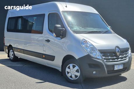 Grey 2019 Renault Master Bus Lwb Mid