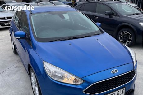 Blue 2016 Ford Focus Hatchback Trend
