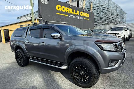 Grey 2018 Nissan Navara Dual Cab Utility St (4X4)