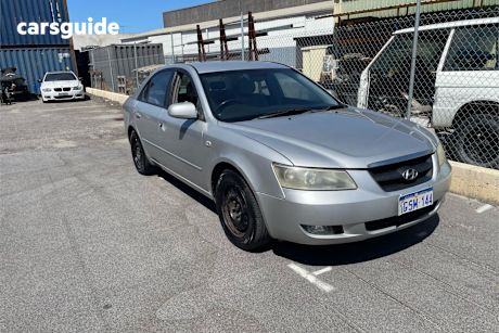 Silver 2005 Hyundai Sonata Sedan