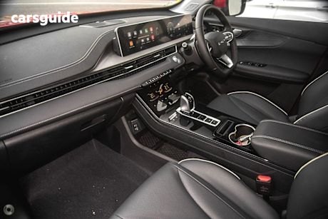 Red 2025 Chery Tiggo 4 Wagon Ultimate