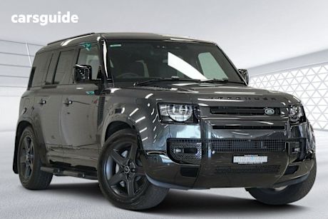 Grey 2024 Land Rover Defender Wagon 110 P400E X-Dynamic Hse Phev