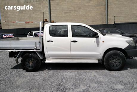 2014 Toyota Hilux Dual Cab Chassis Sr (4X4)
