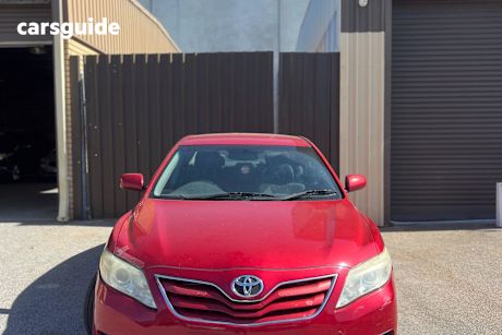 Red 2010 Toyota Camry Sedan ALTISE