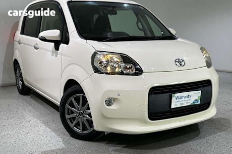 Beige 2014 Toyota Other Hatch