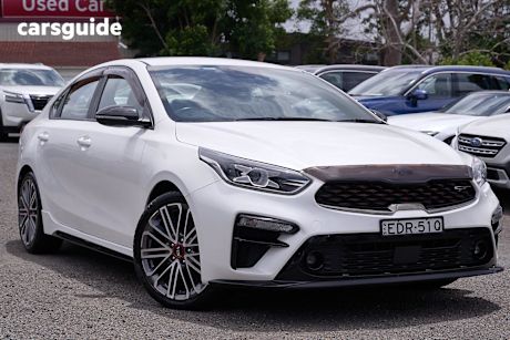 White 2019 Kia Cerato Sedan Gt (Turbo)