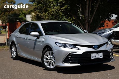 Silver 2022 Toyota Camry Sedan Ascent