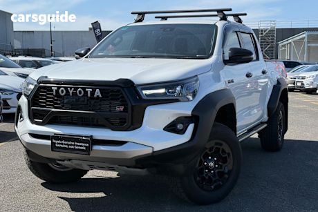 White 2024 Toyota Hilux Double Cab Pick Up Gr-Sport (4X4)