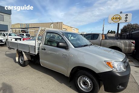 Silver 2006 Toyota Hilux Cab Chassis Workmate